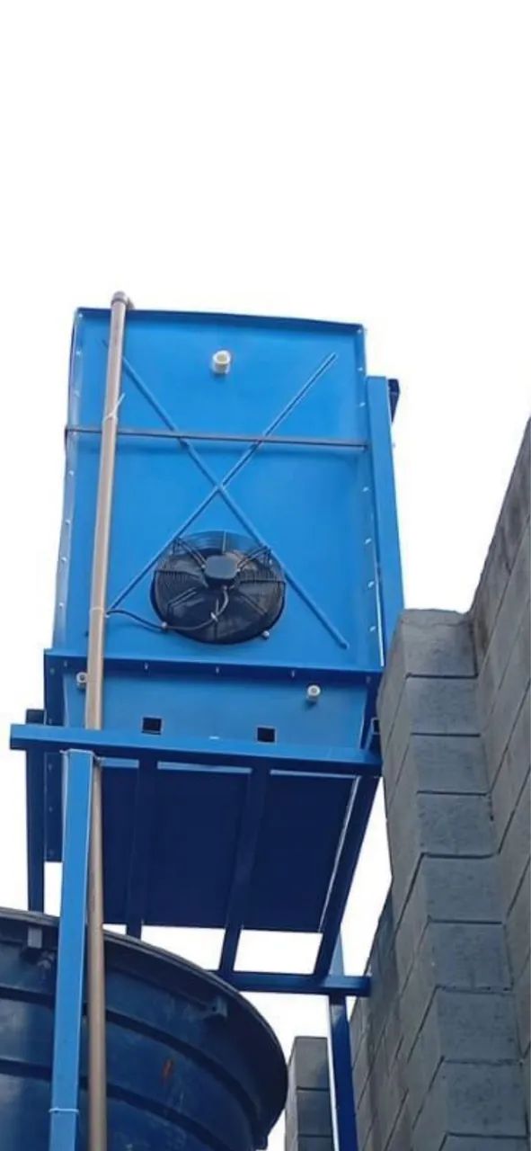 Torre de resfriamento 30 m3 usada 