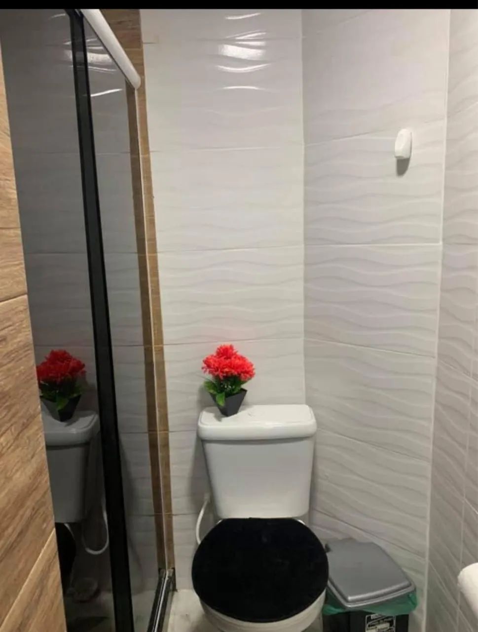 Vendo uma Excelente CASA NO CENTRO DE Realengo  - Foto 5
