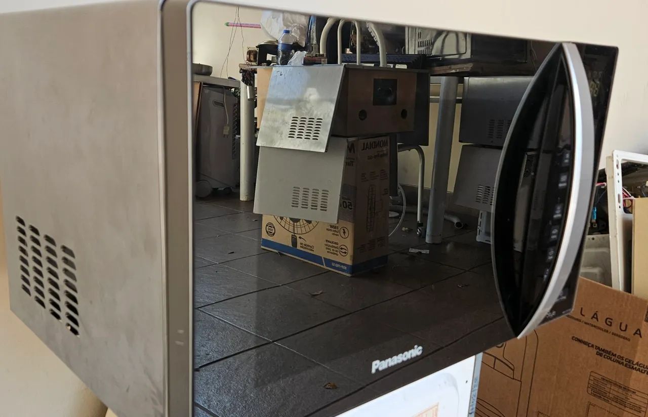 Micro-ondas Panasonic 34 litros