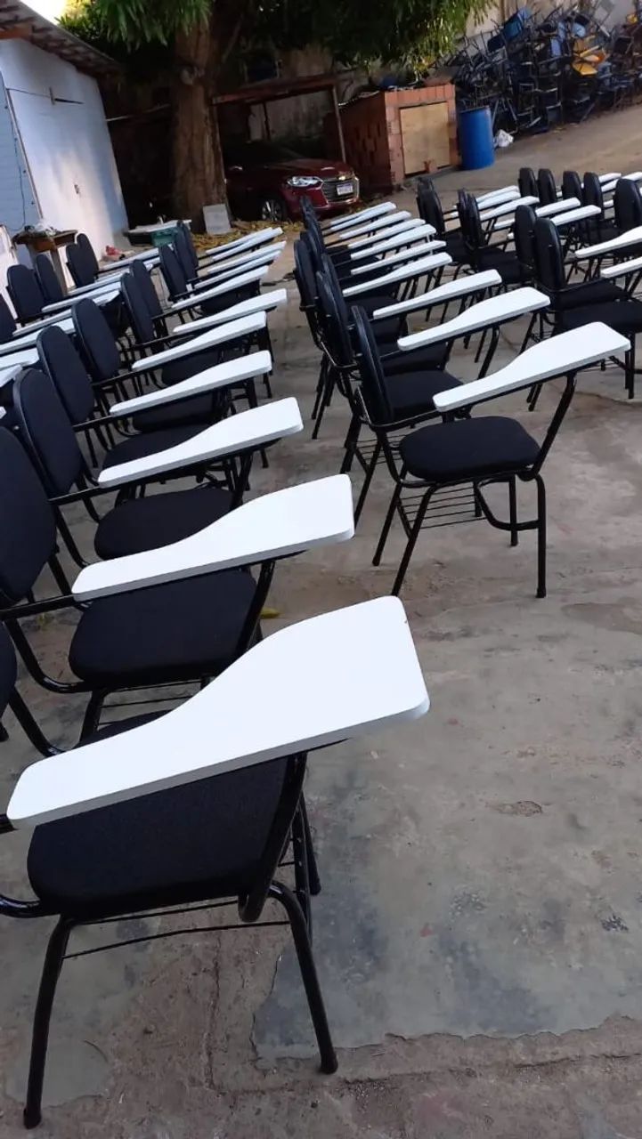 Cadeira escolar de tecido com braço de mdf  - Foto 5