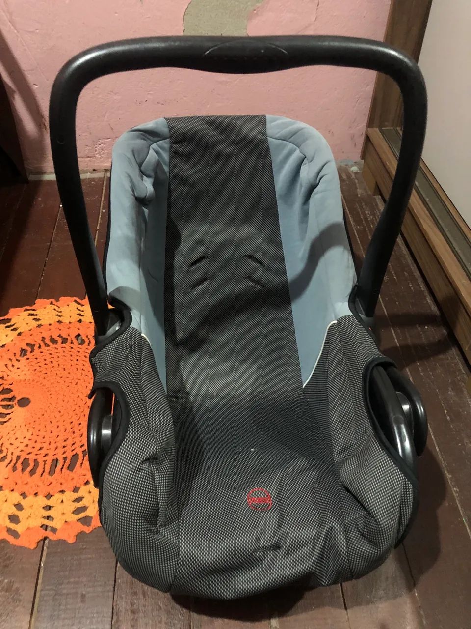 Vende se bebê conforto 