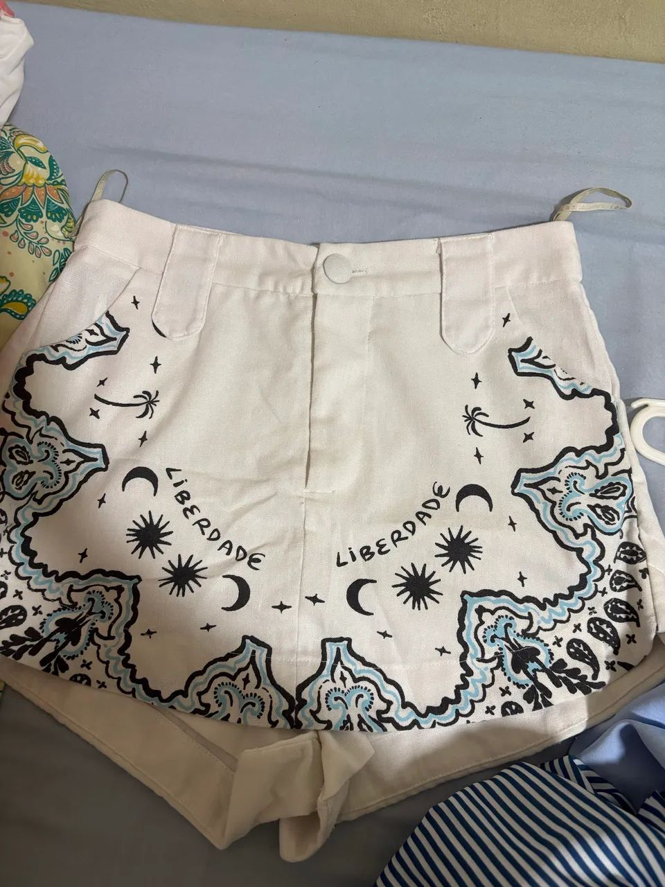 Short saia leli correia