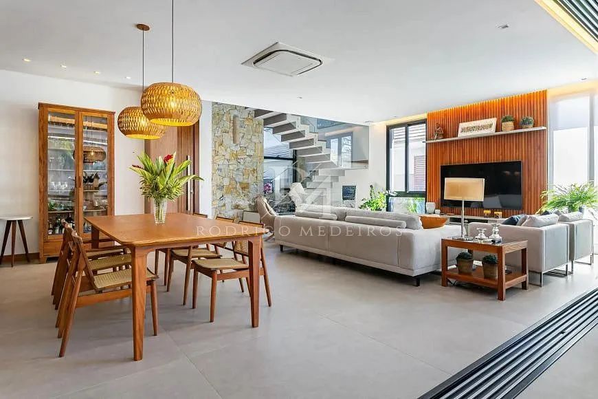 Casa mobiliada com 4 suítes e piscina em Jurerê, Florianópolis - Foto 2