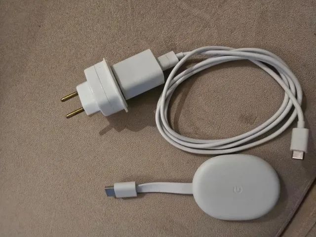Google Chromecast 4ª geração de voz HD 8GB branco com 1.5GB
