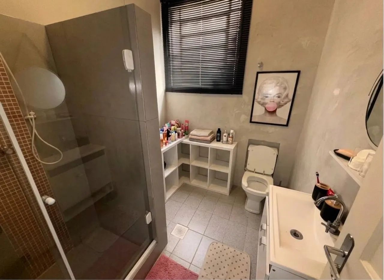 ALUGO QUARTO FEMININO EM ICARAI 