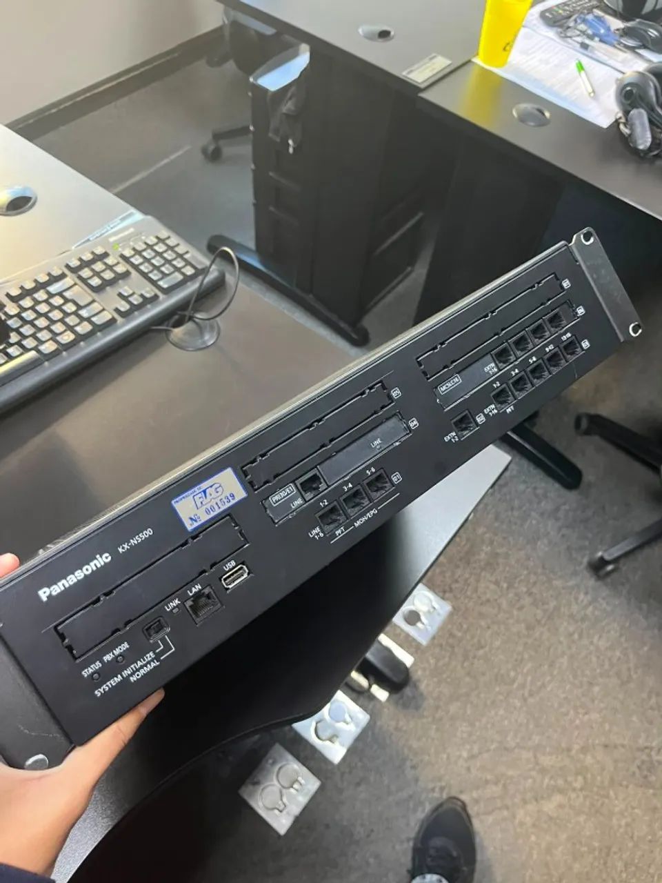 PABX Panasonic KX-NS500BR com Placa E1 - Central Telefônica IP - Foto 2