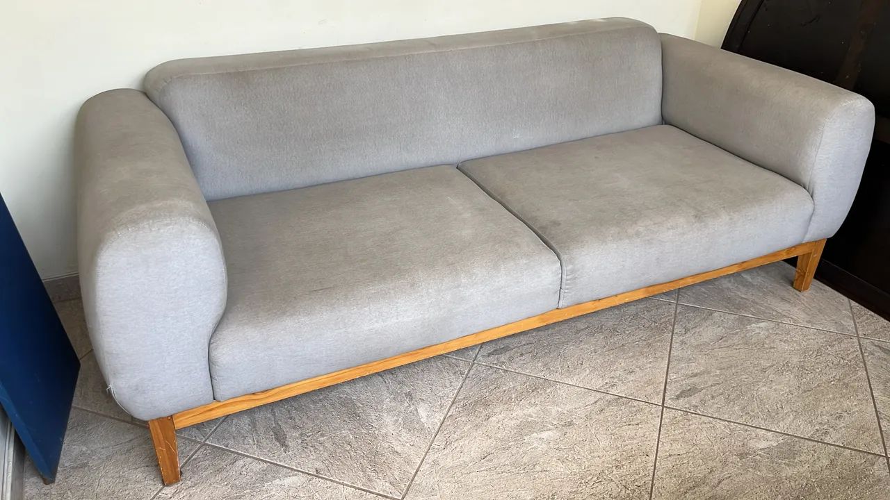 Sofá Oppa cinza 3 lugares