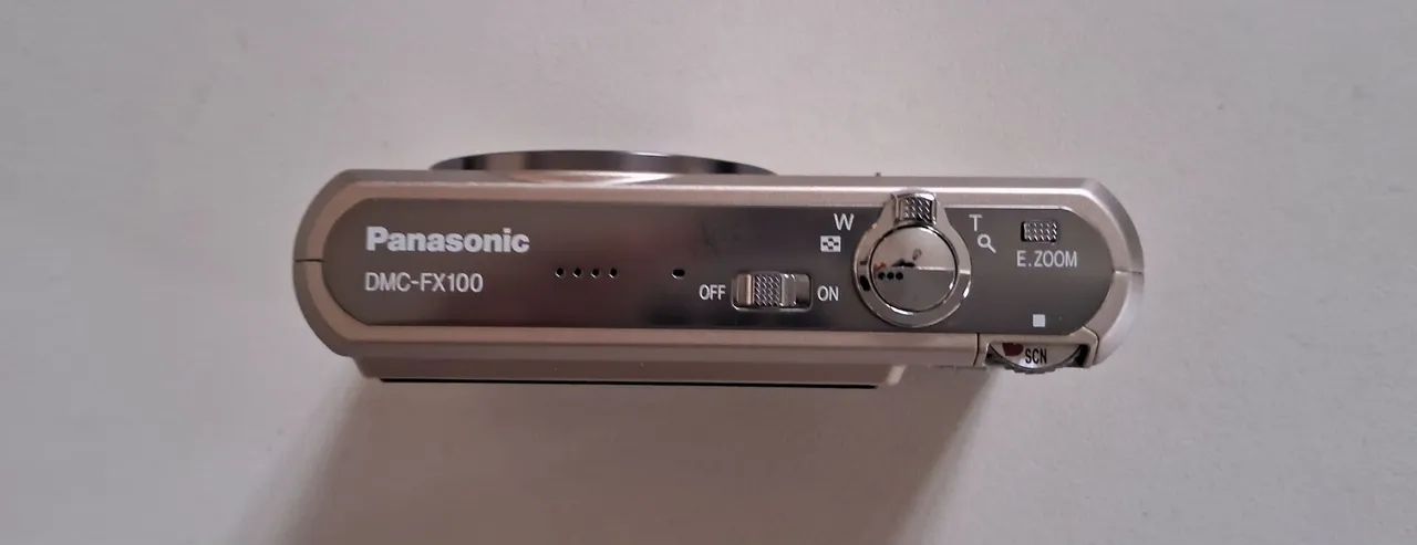 LUMIX DMC-FX100 12メガピクセル Câmera Digital Compacta Panasonic Lumix DMC-FX 100-N Com 12.2 Mega