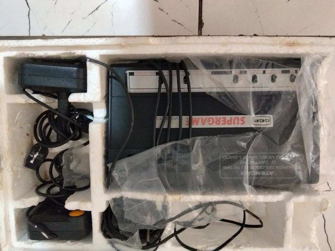 Videogame Atari, em raro estado de conservação, funcionando perfeitamente, na caixa. - Foto 3