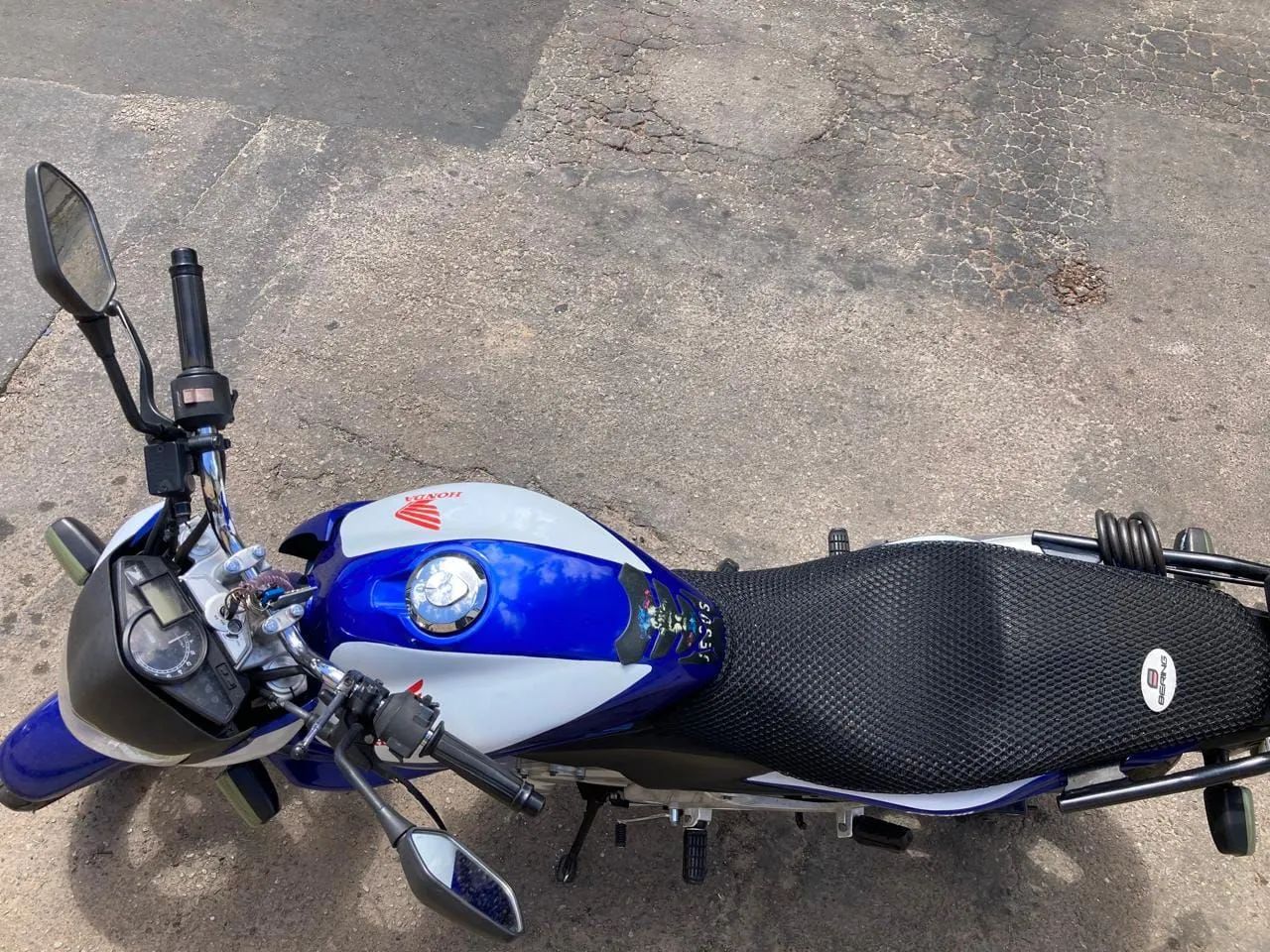 Honda CB300 - Foto 2