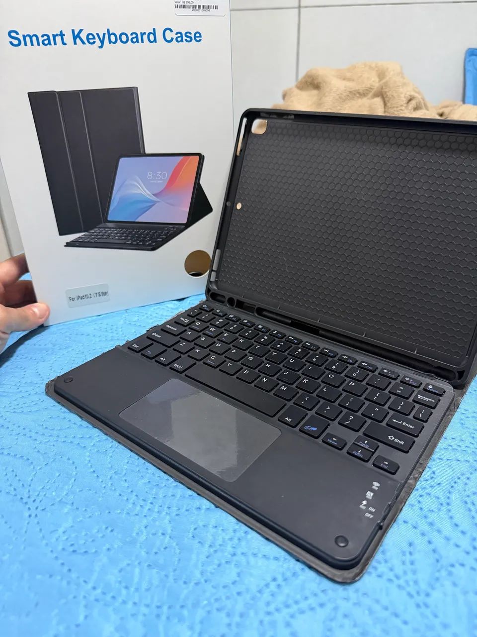 Capa com Teclado iPad 10 ou 9  - Foto 3