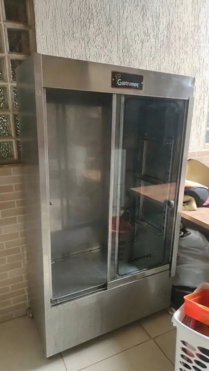 Máquina de assar frango 