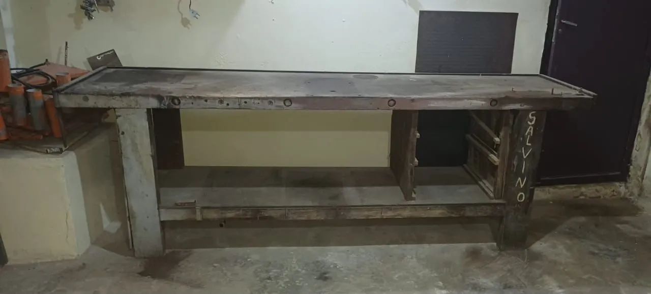 Bancada de marceneiro antiga 