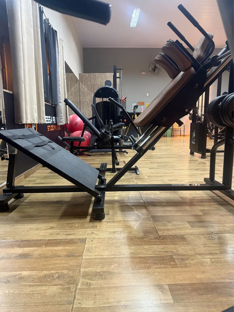 Hack Squat - Foto 5