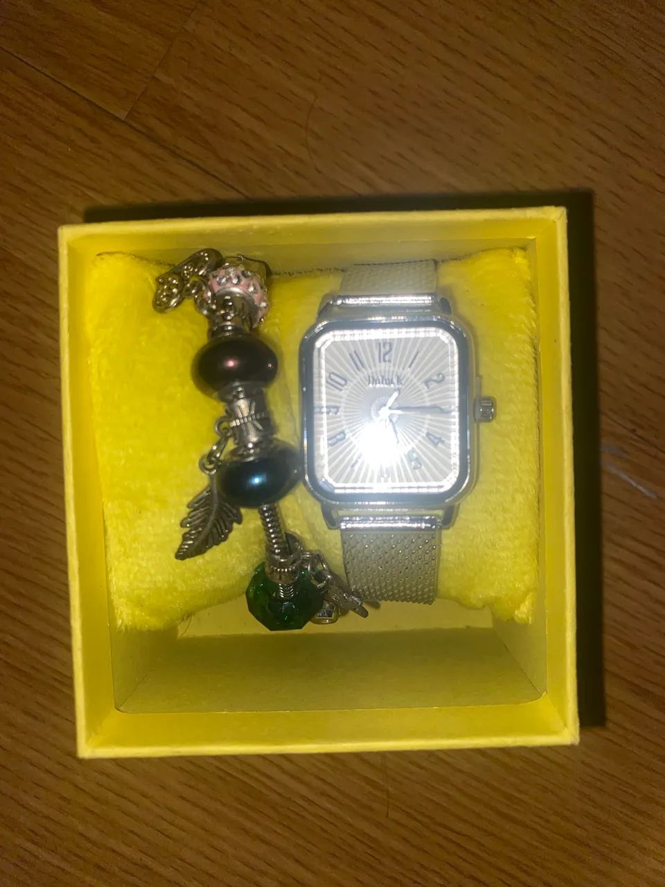 Relógio feminino 