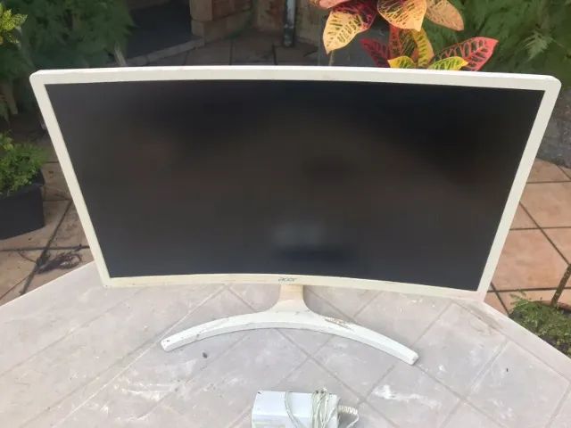 Monitor Curvo Acer 24" Leia o anuncio - Foto 3