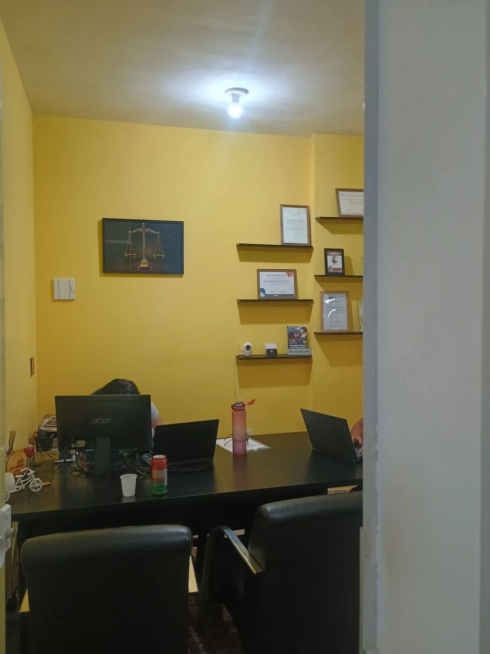 Atenção Investidores,lojistas. Ou para quem deseja moradia com renda ou próprio negócio. - Foto 2