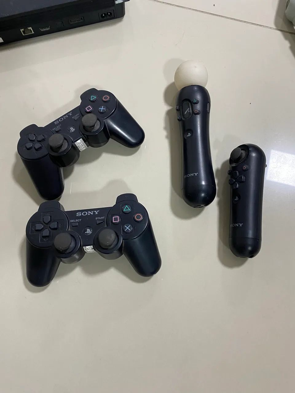 Vendo vídeo game Playstation 3 e acessórios - Foto 2