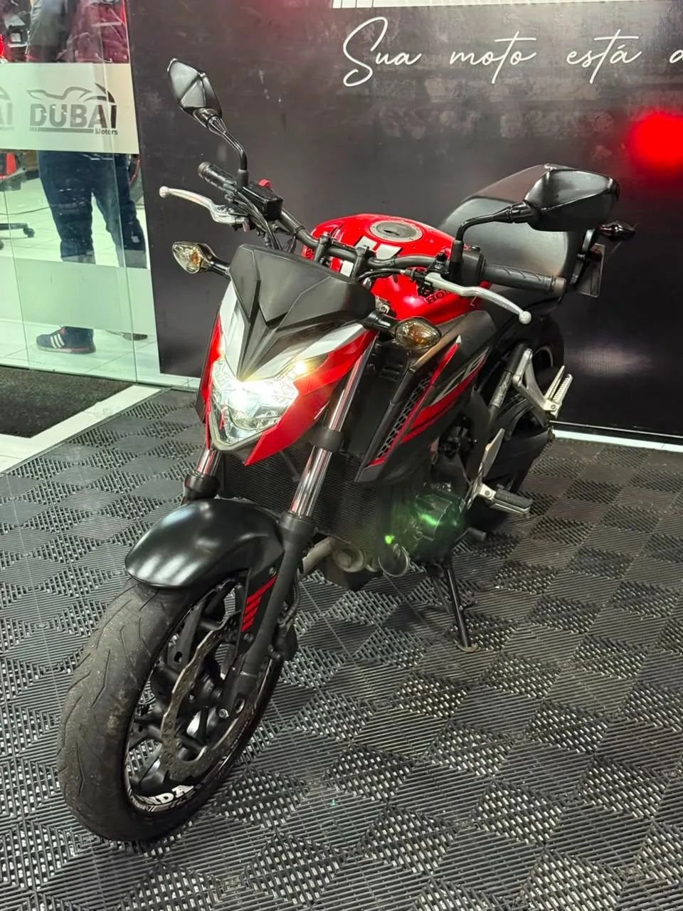 Honda CB 650F - Foto 5