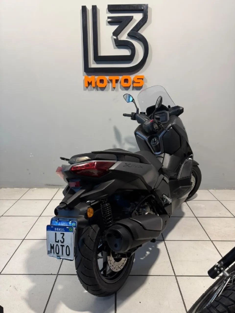 YAMAHA XMAX 300 CONNECTED - Foto 4
