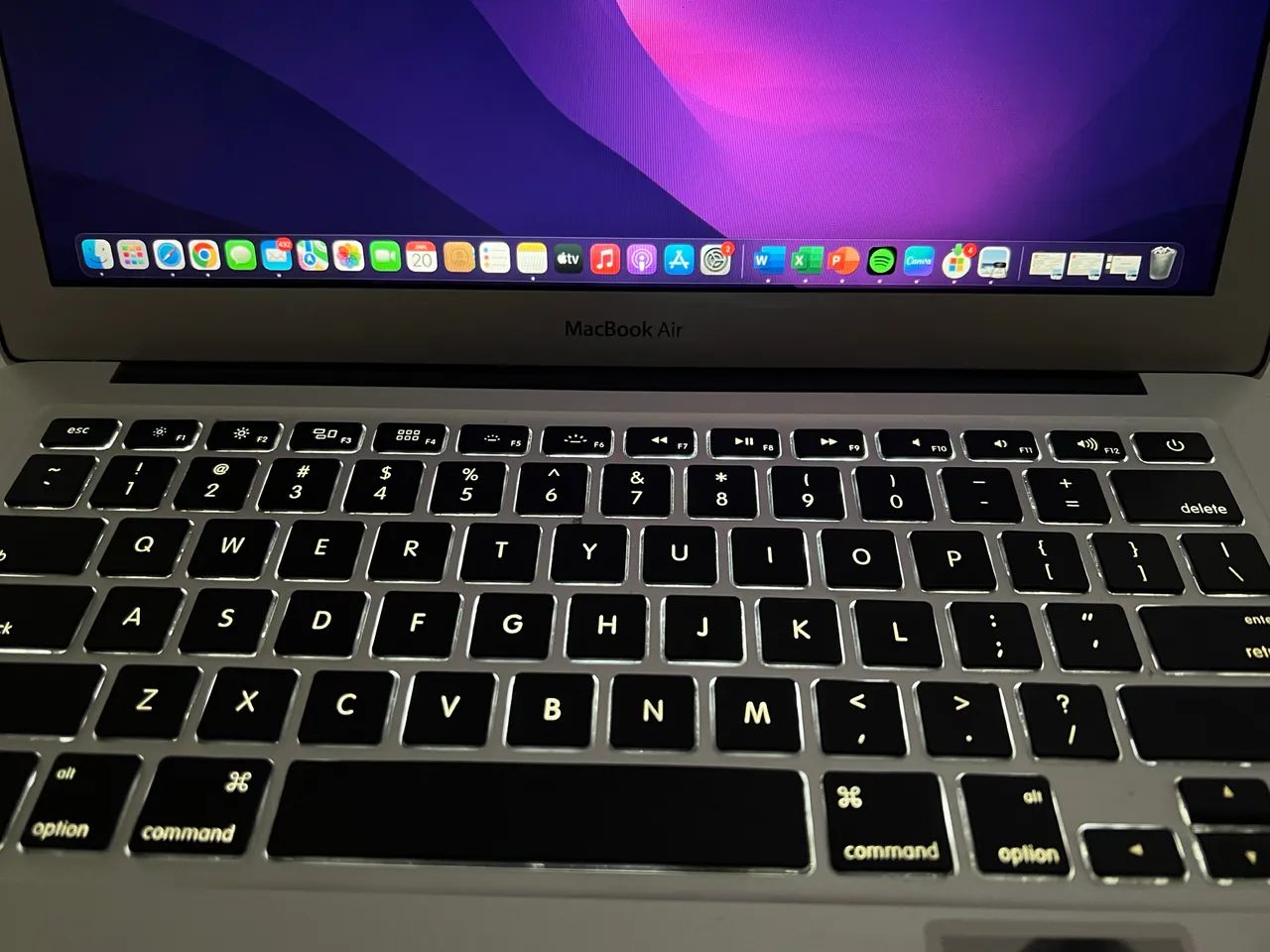 MacBook Air 2015 13インチ メモリ8GB SSD256GB Apple