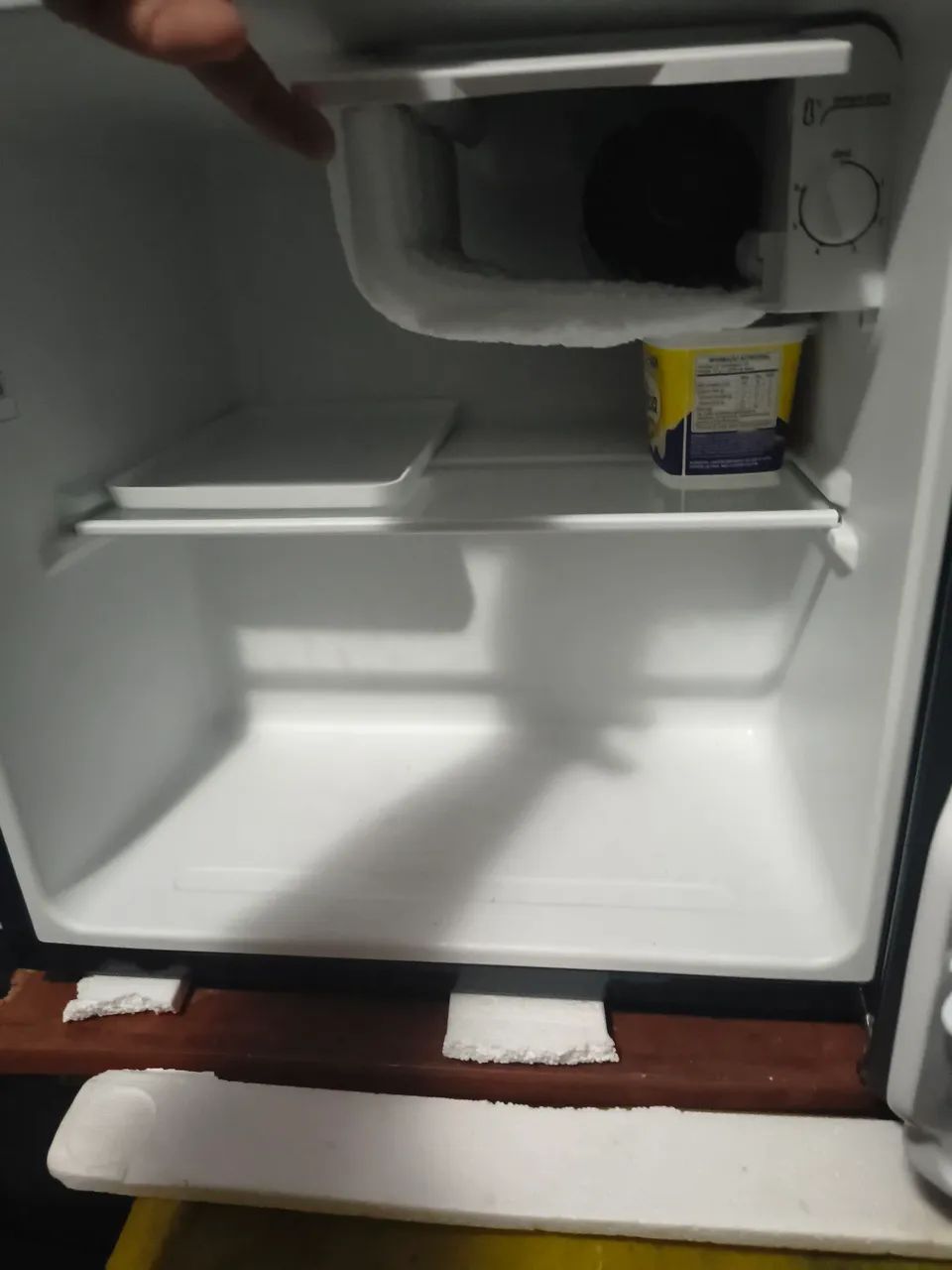 Frigobar Midea 45 litros 220 vts - Foto 5