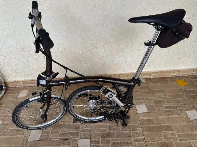 Brompton C line 6 velocidades Preta Laca 2024 - Foto 5