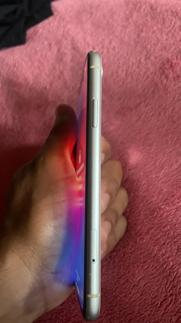 IPHONE XR BRANCO TODO ORIGINAL COM SENHA - Foto 3
