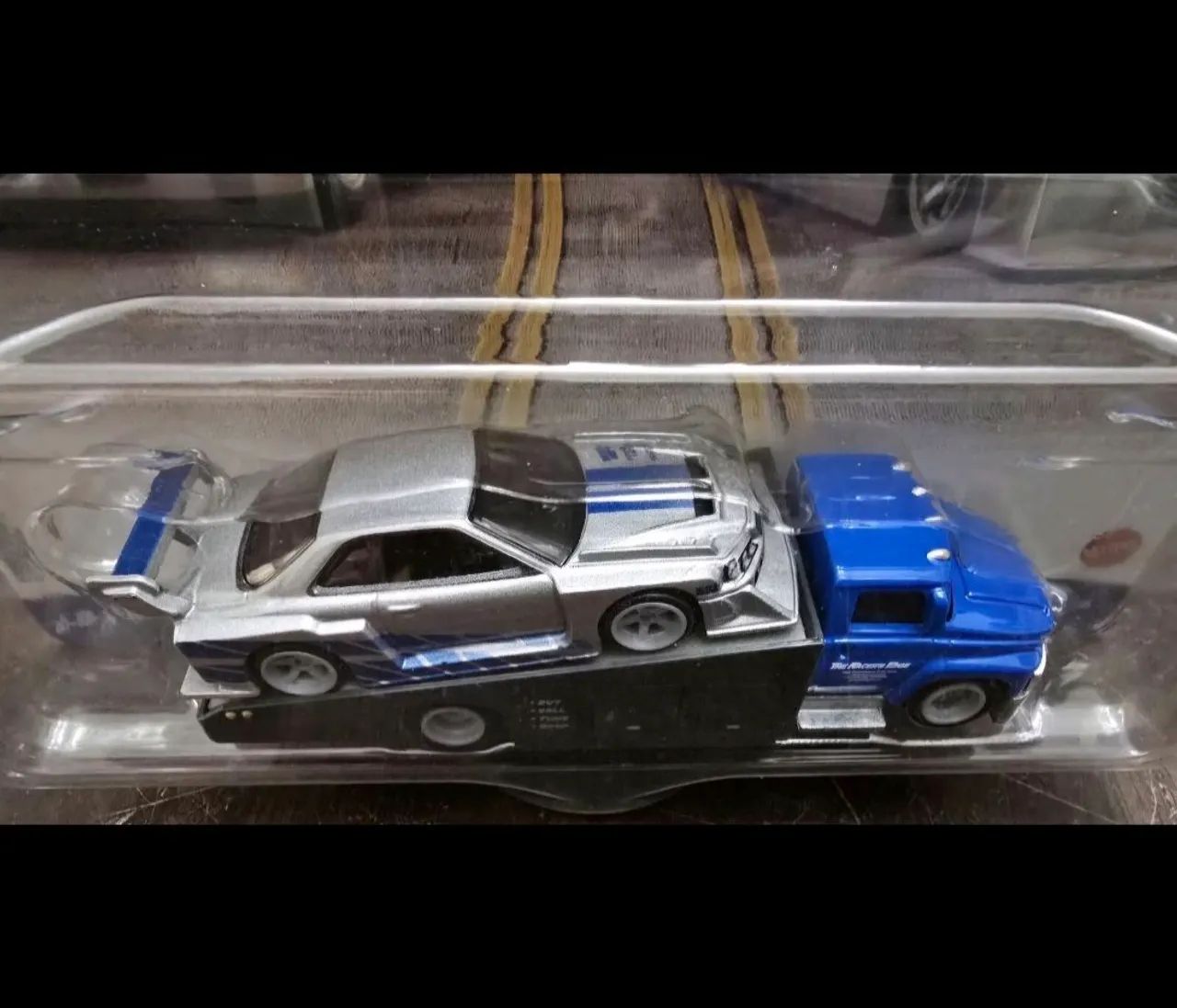 Hot Wheels Fast & Furious Team Transport Nissan Skyline LB-ER34