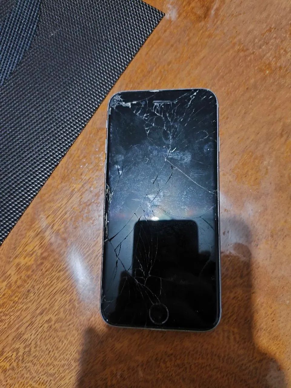 iPhone 6s para retirada de peças