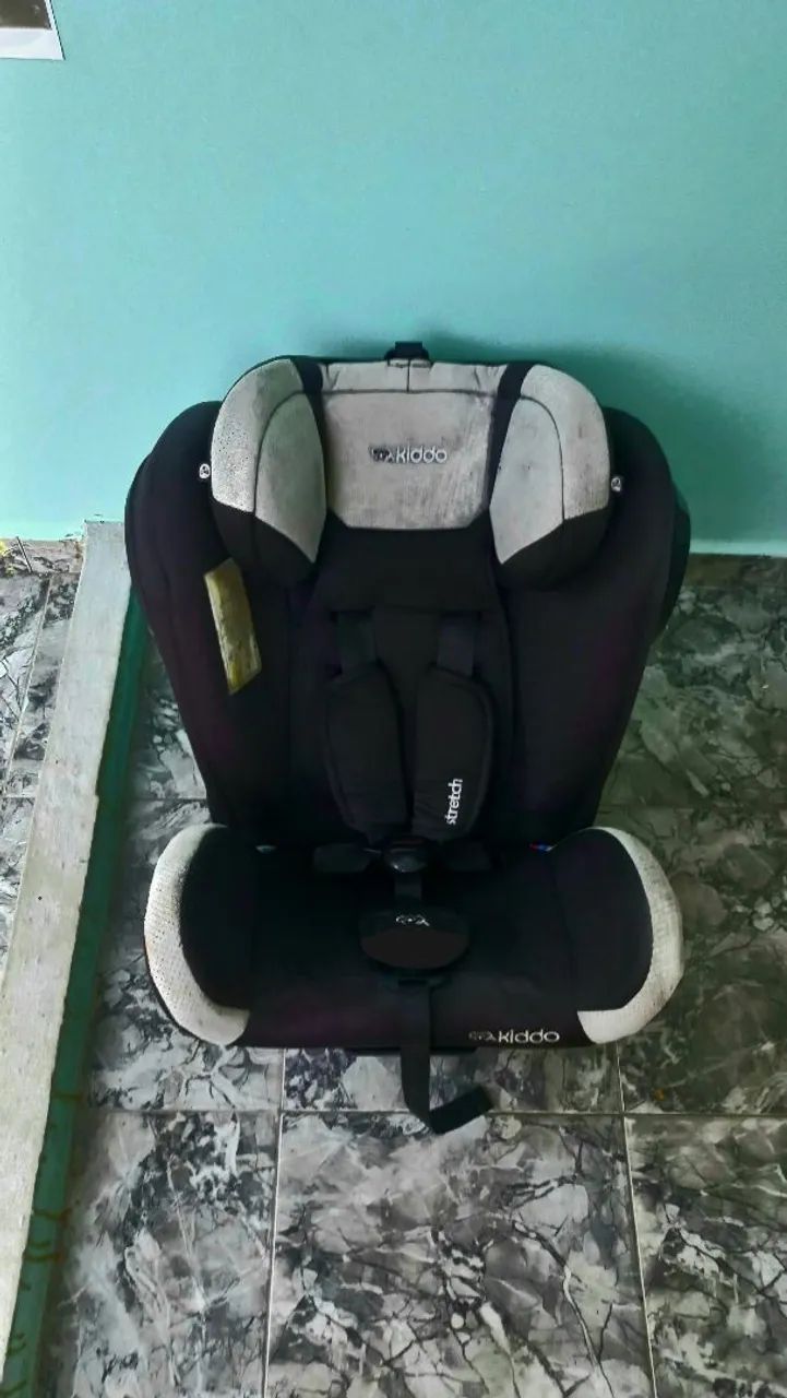 Cadeirinha para carro 3 em 1 marca Kiddo