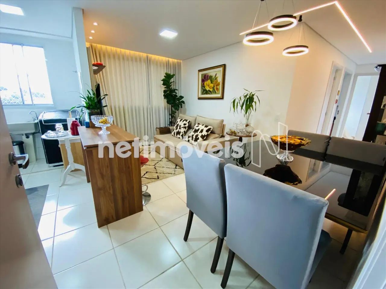 Apartamento 02 quartos no Serrano a venda