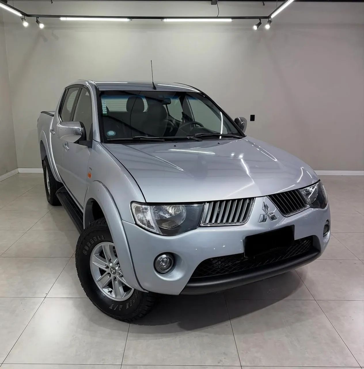 Mitsubishi L200 2009
