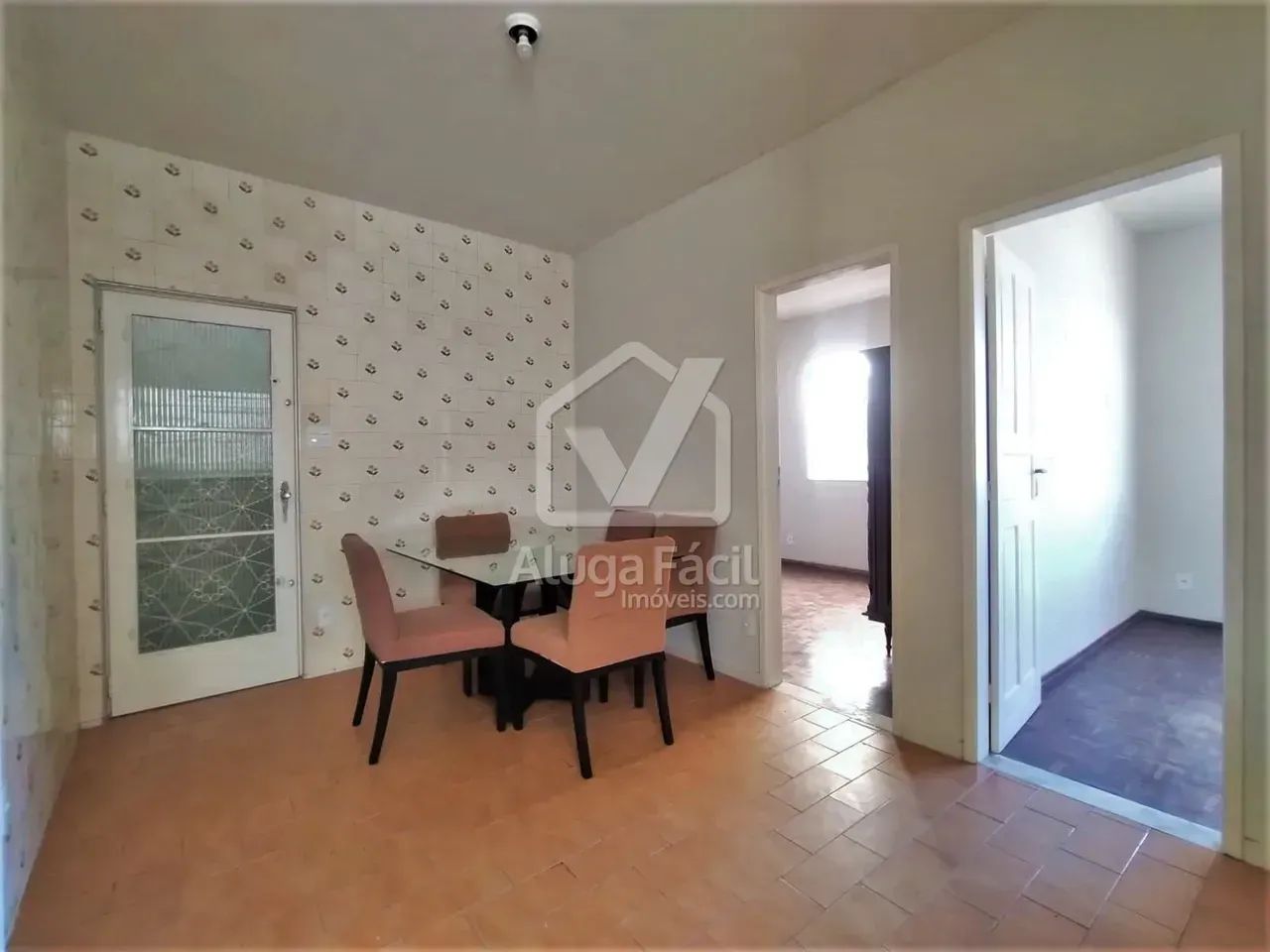 APARTAMENTO 2 QUARTOS COM TERRAÇO - BAIRRO SANTA HELENA!