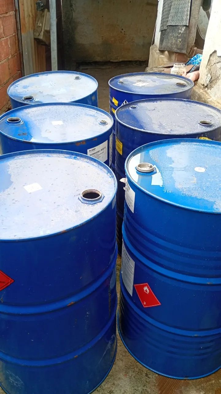 Galão de ferro de 200l 
