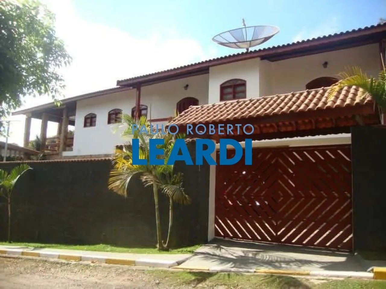 CASA EM CONDOMÍNIO - MORADA DO SOL - SP