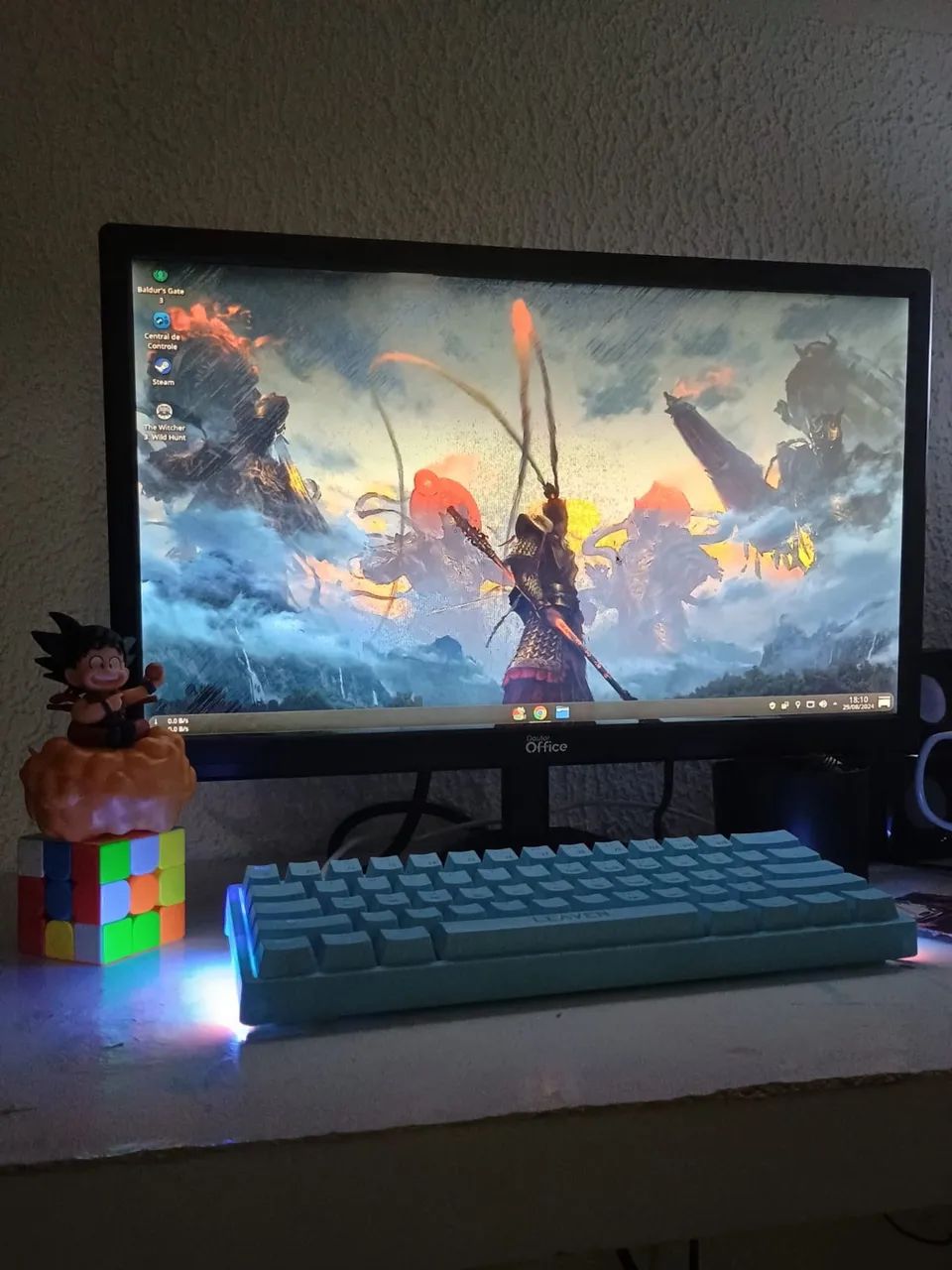 Vendo monitor Dr. Office 20 polegadas, 60Hz. 