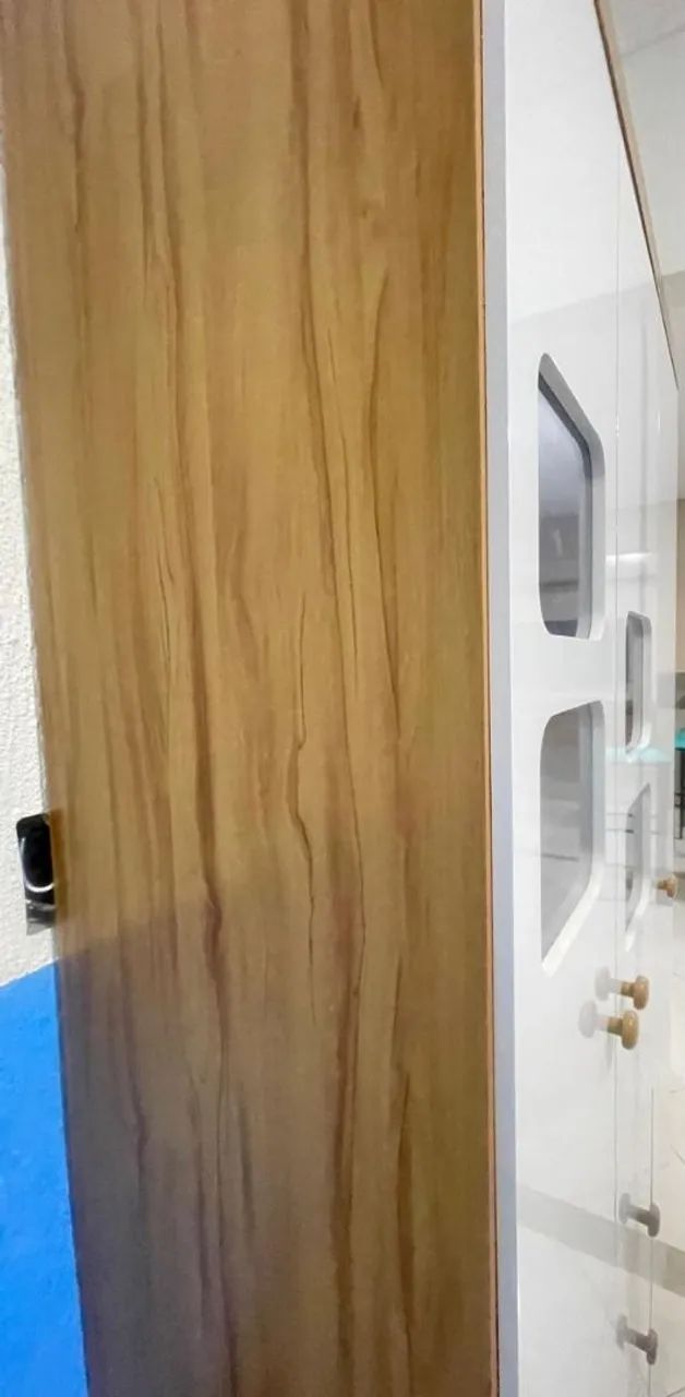 Guarda roupa novo
