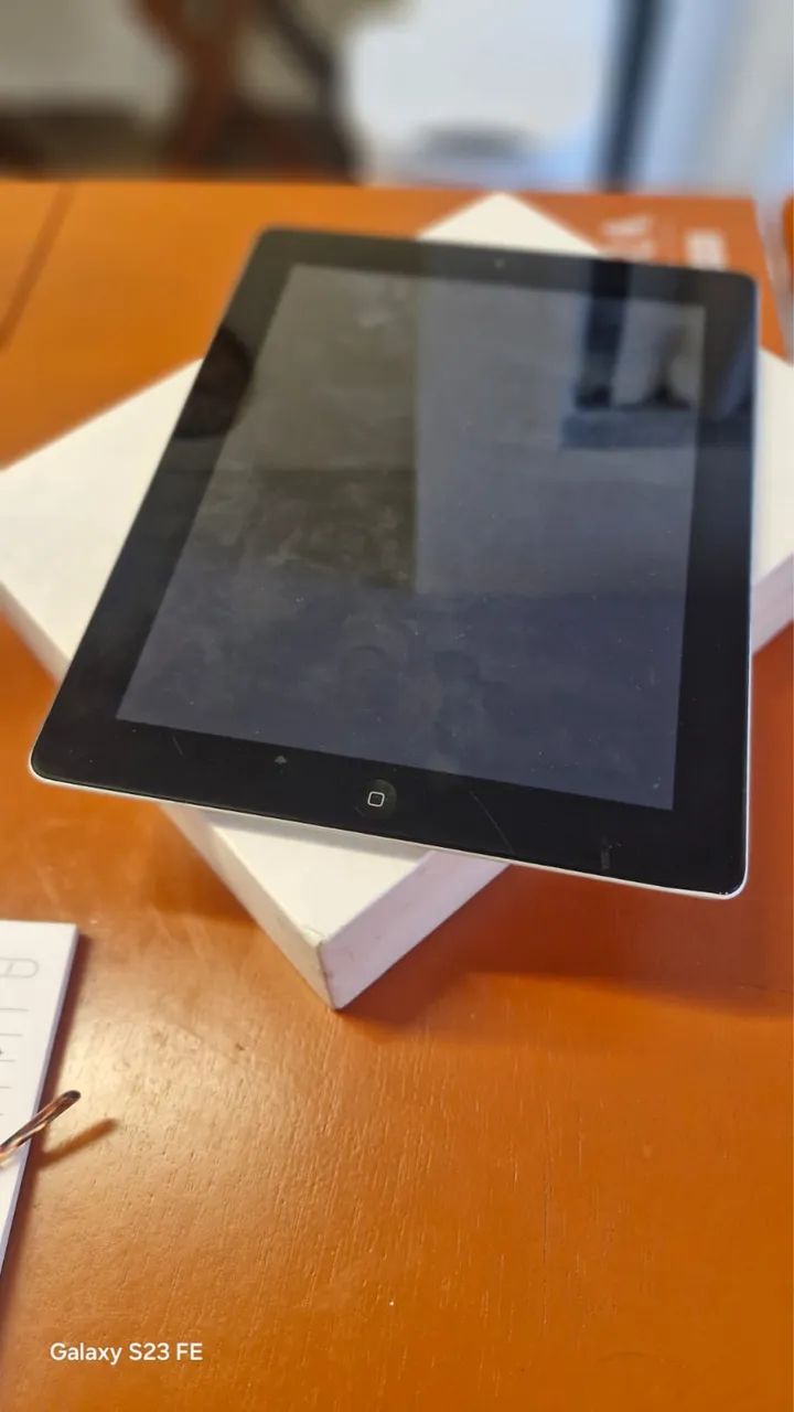 Vende-se IPad 