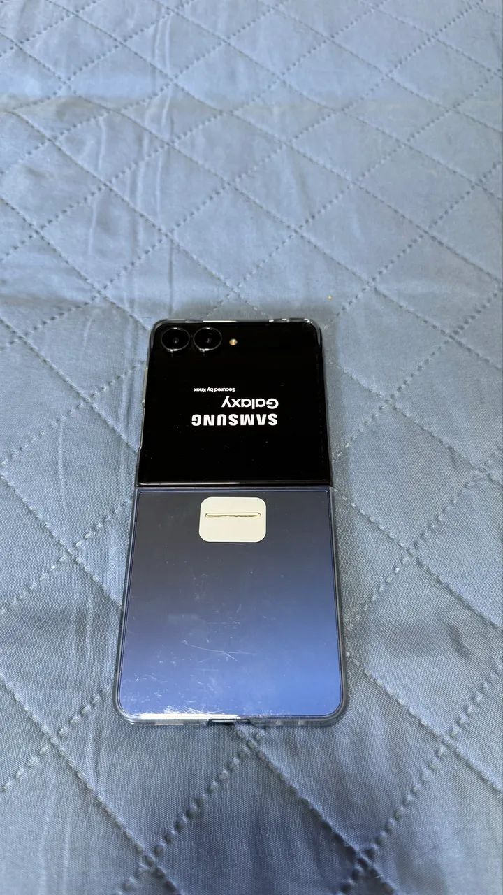 Samsung Galaxy Z Flip 7 - Foto 4