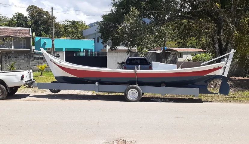 Canoa de fibra + Redes de pesca - Foto 2