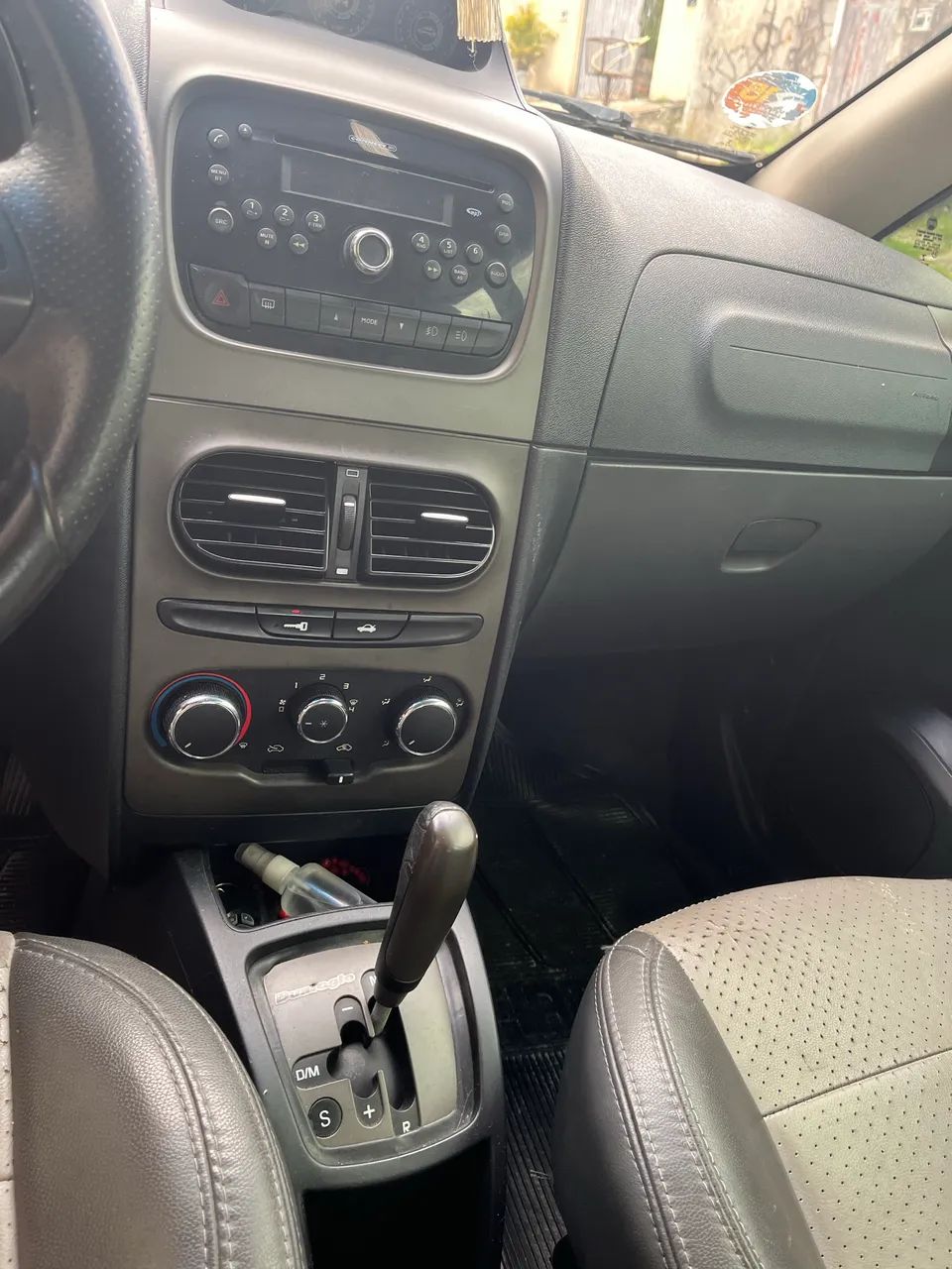 Fiat Idea Advent./ Adv.locker 1.8 MPI Flex 5P 2014 - Foto 3