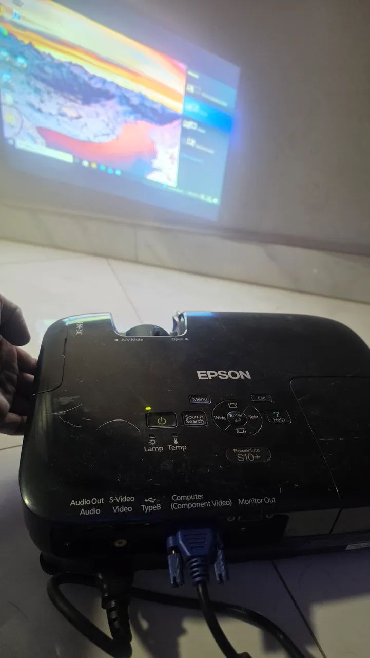 Projetor epson s10+ com lente nova - Foto 2