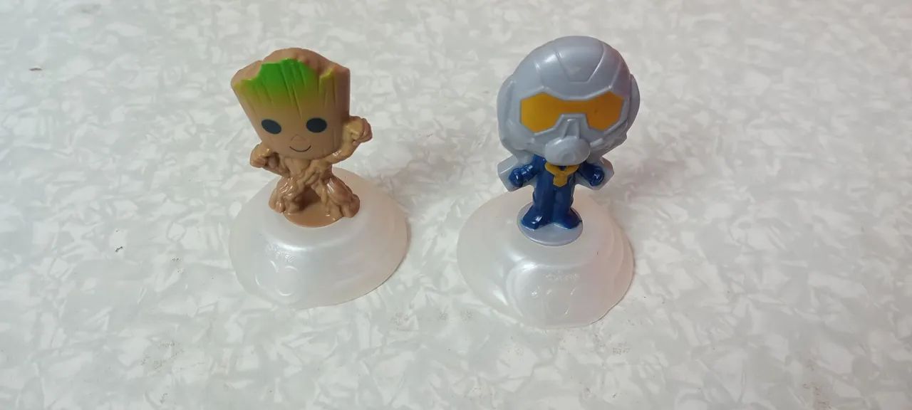 Boneco McDonald's 100 anos Disney em bom estado  - Foto 3