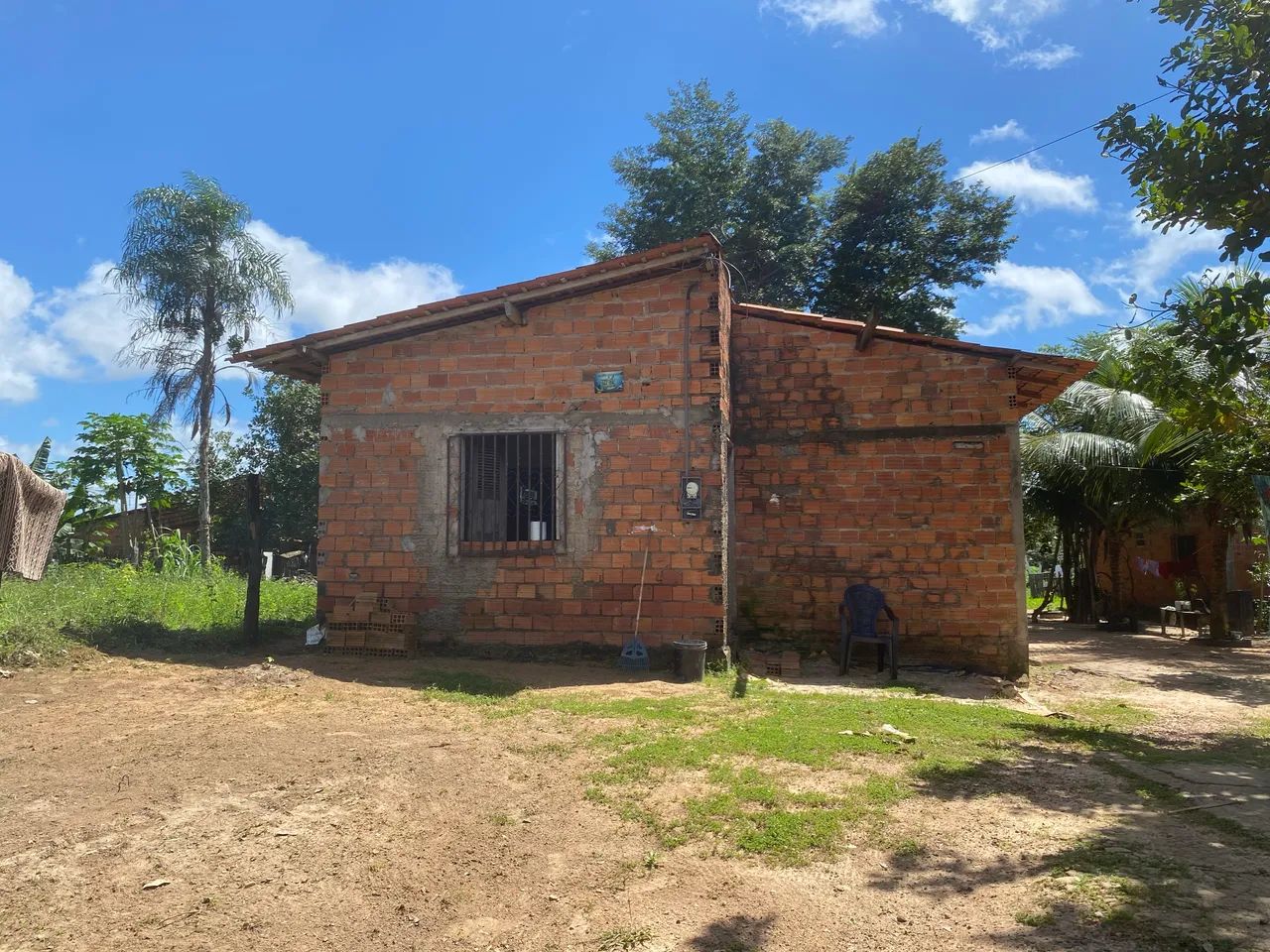 Vendo casa no Maracuja 