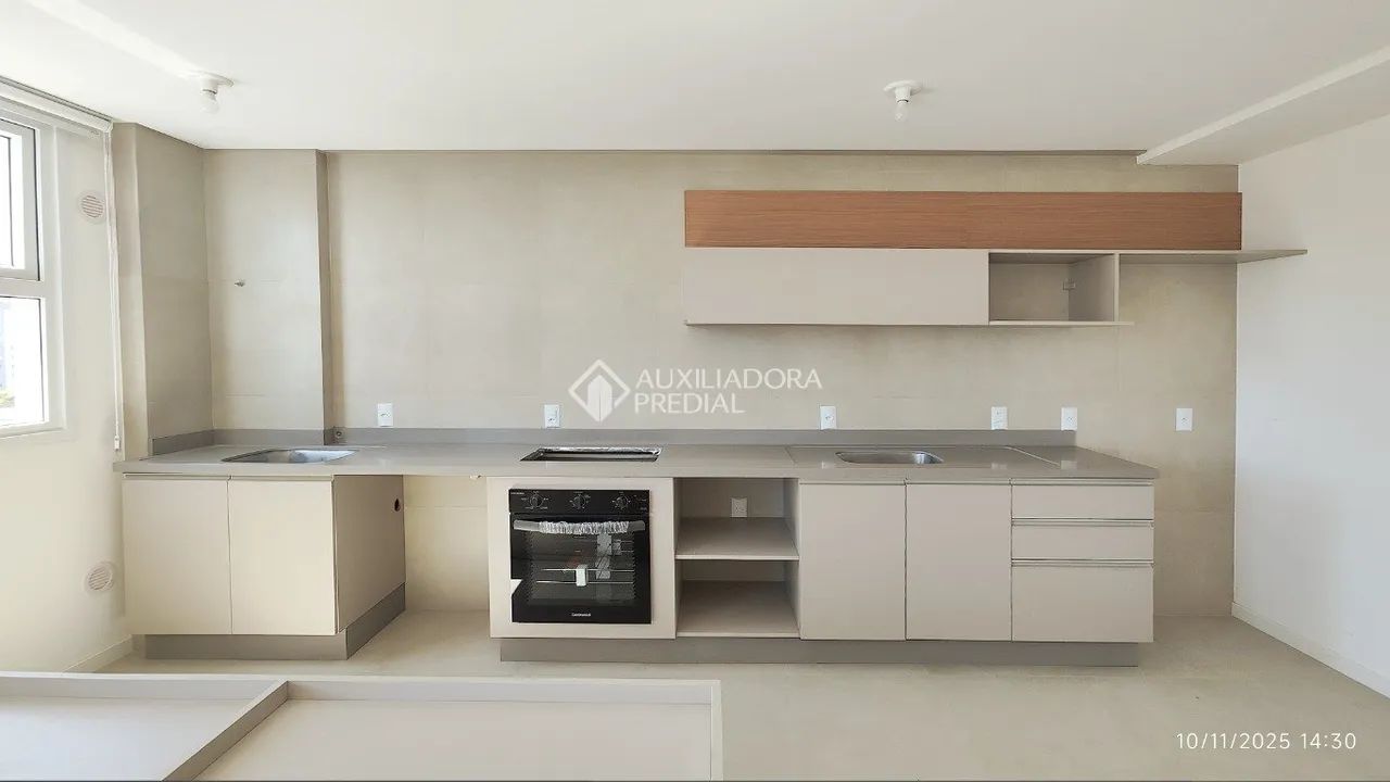 Studio à venda no Centro, 49 m² com 1 dormitório/quartos disponível! - Foto 3
