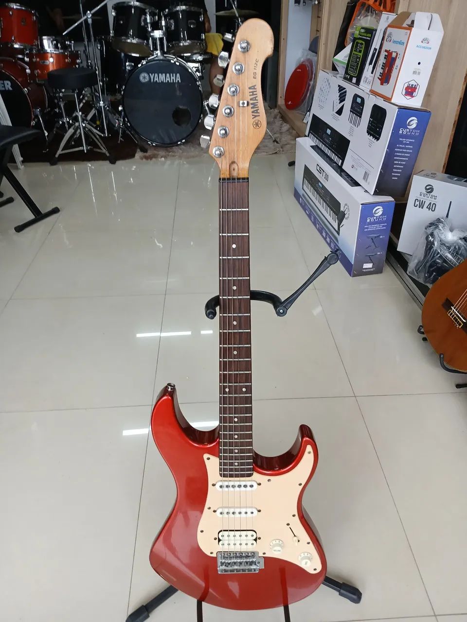 GUITARRA YAMAHA EG 112C
