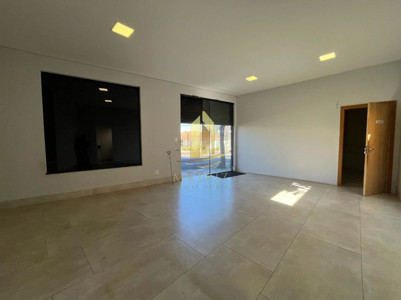 Ponto Comercial para Locação - Av. Major Nicácio - Foto 2