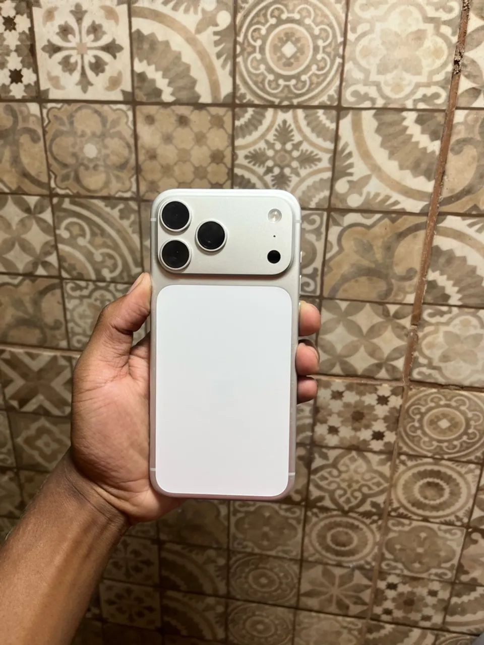 Iphone 17 Pro Max Silver - Foto 2