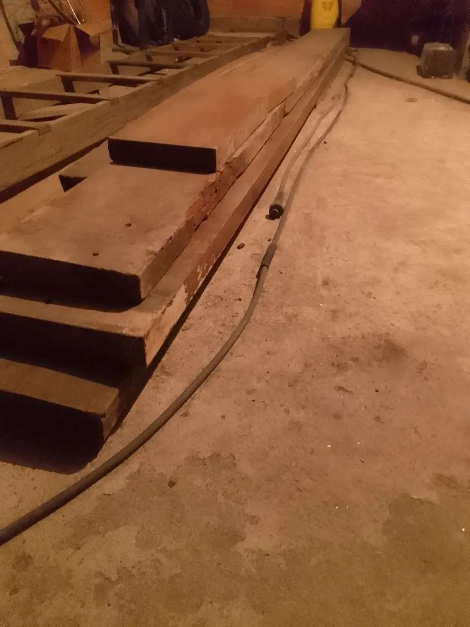 03 antique wooden plank beams measuring 3.17 > 3.37 > 3.45 